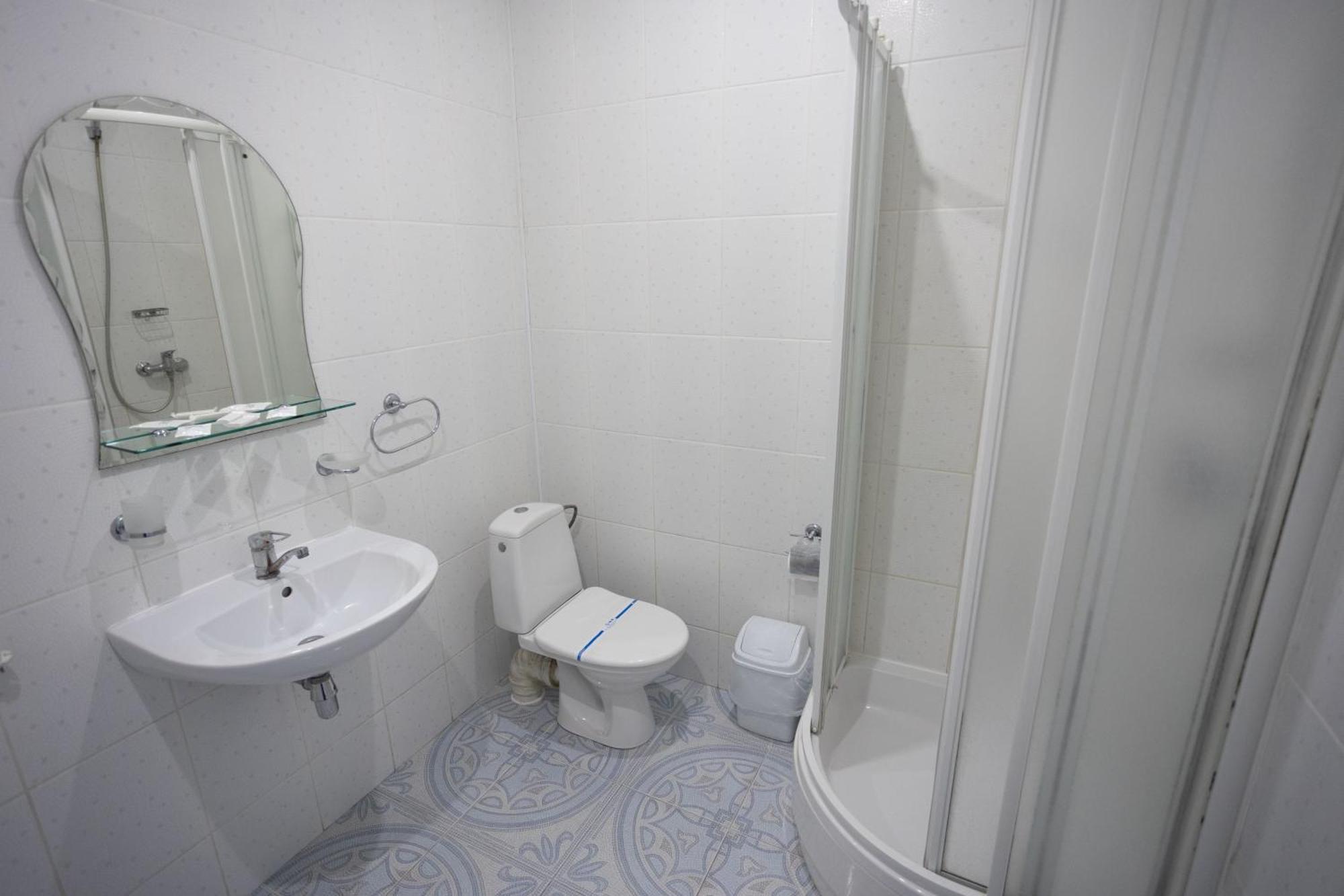 Hotel Kopa - Zhovkva Dış mekan fotoğraf