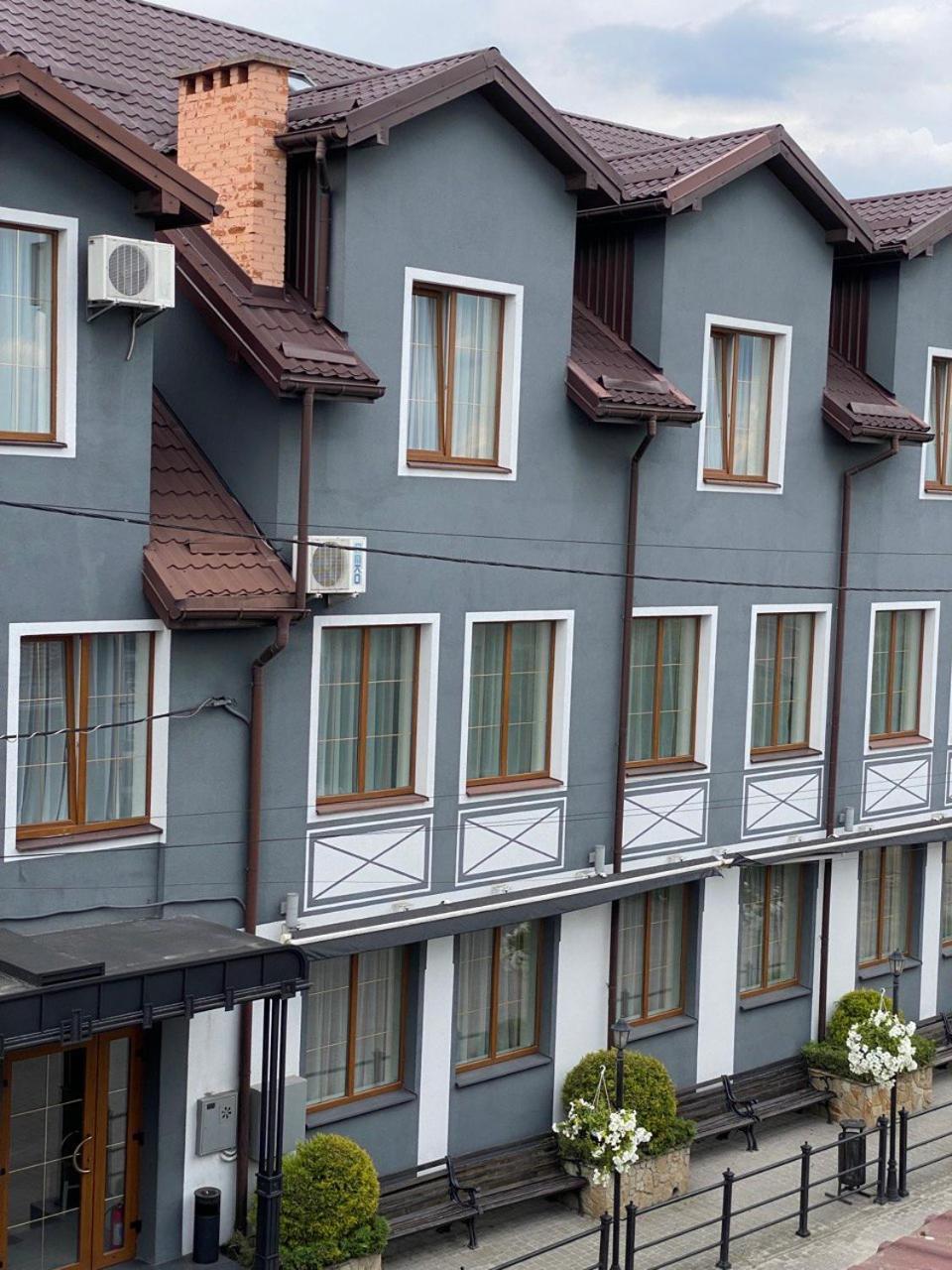 Hotel Kopa - Zhovkva Dış mekan fotoğraf