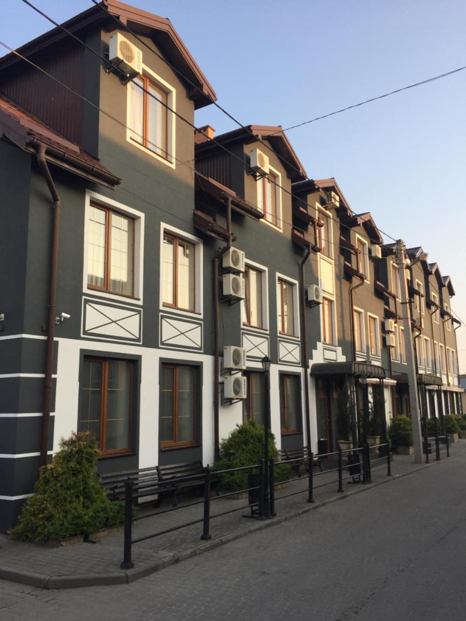 Hotel Kopa - Zhovkva Dış mekan fotoğraf