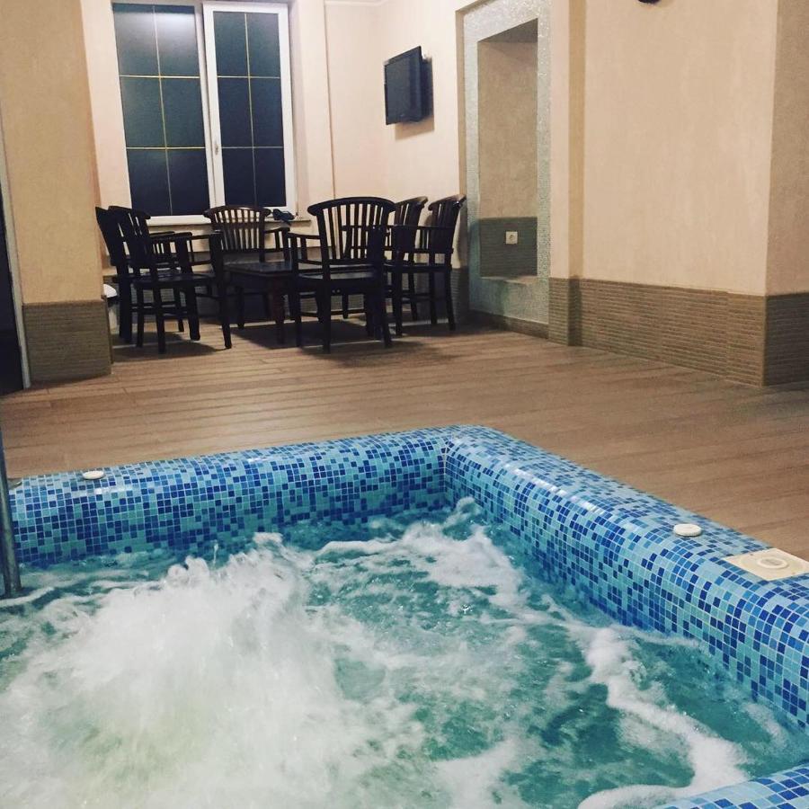 Hotel Kopa - Zhovkva Dış mekan fotoğraf